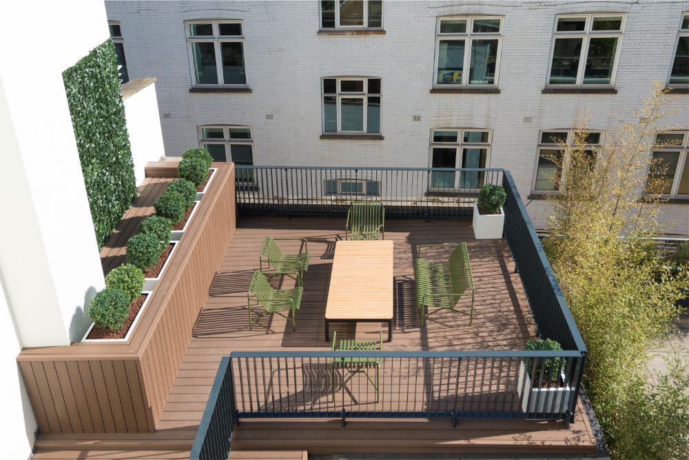 4 Golden Square