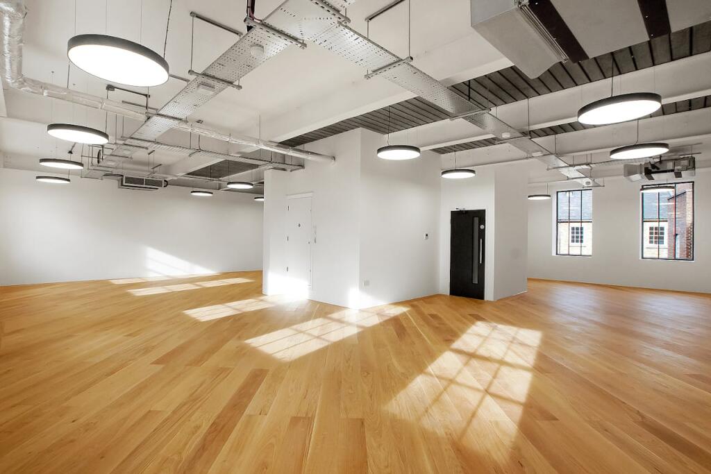 Rivington Studios, Rivington Street