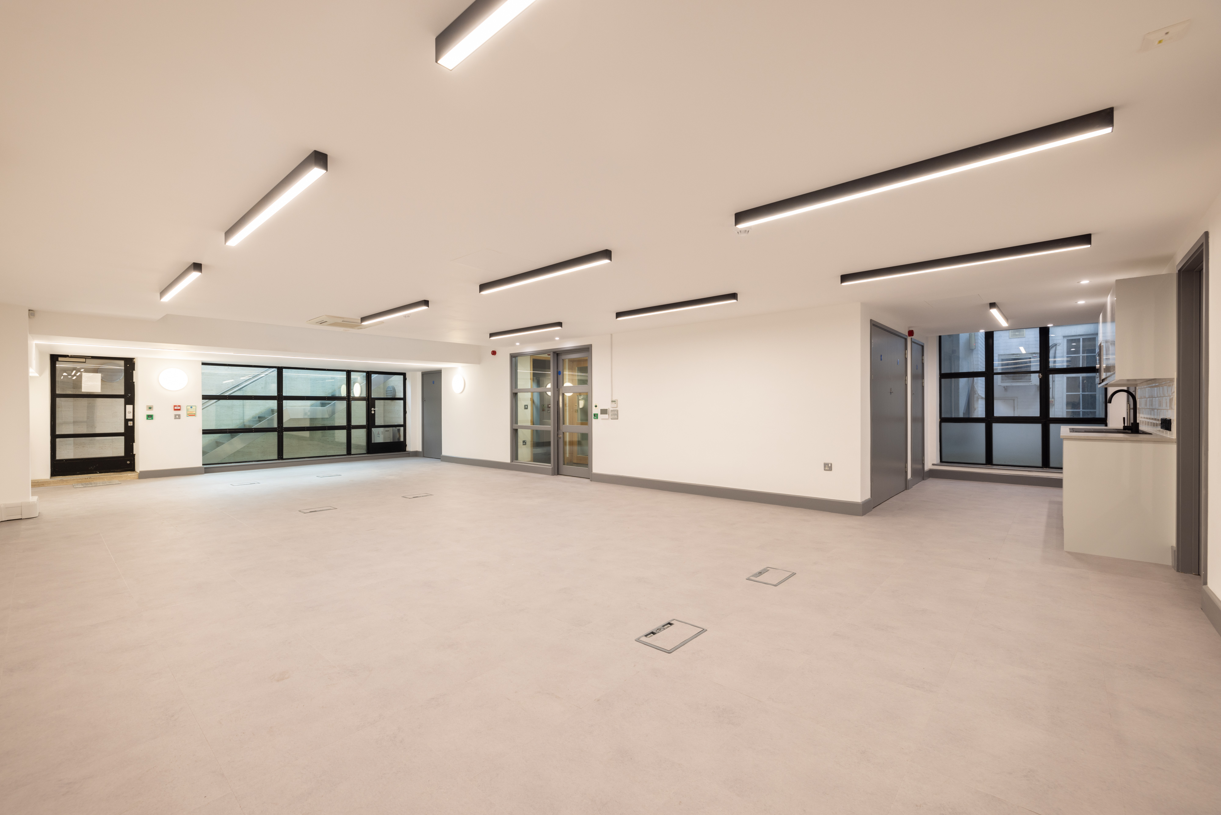 25 West Tenter Street