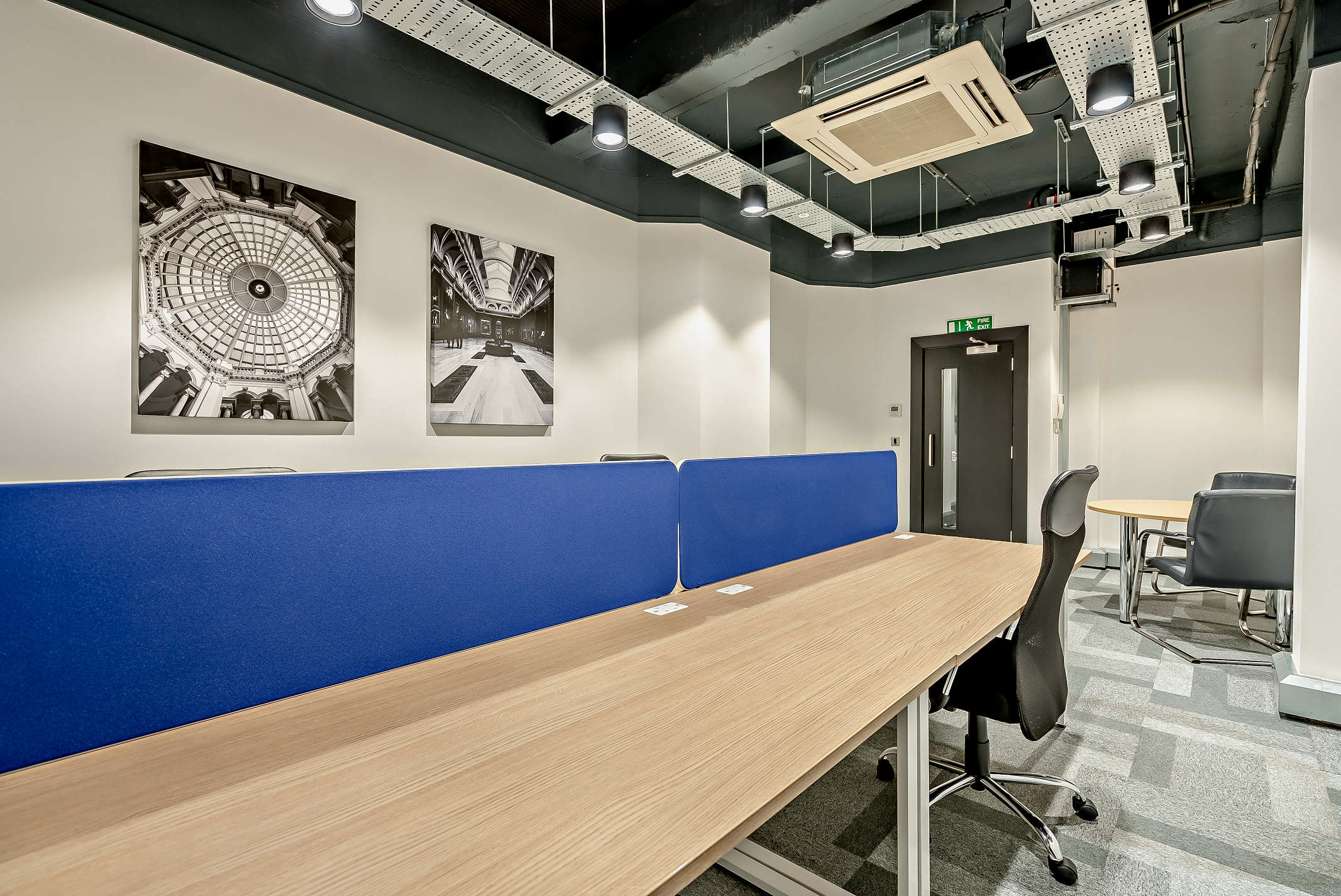 123 Minories