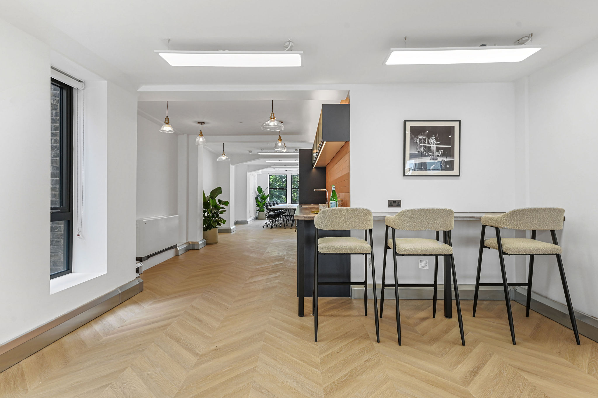 4 Golden Square