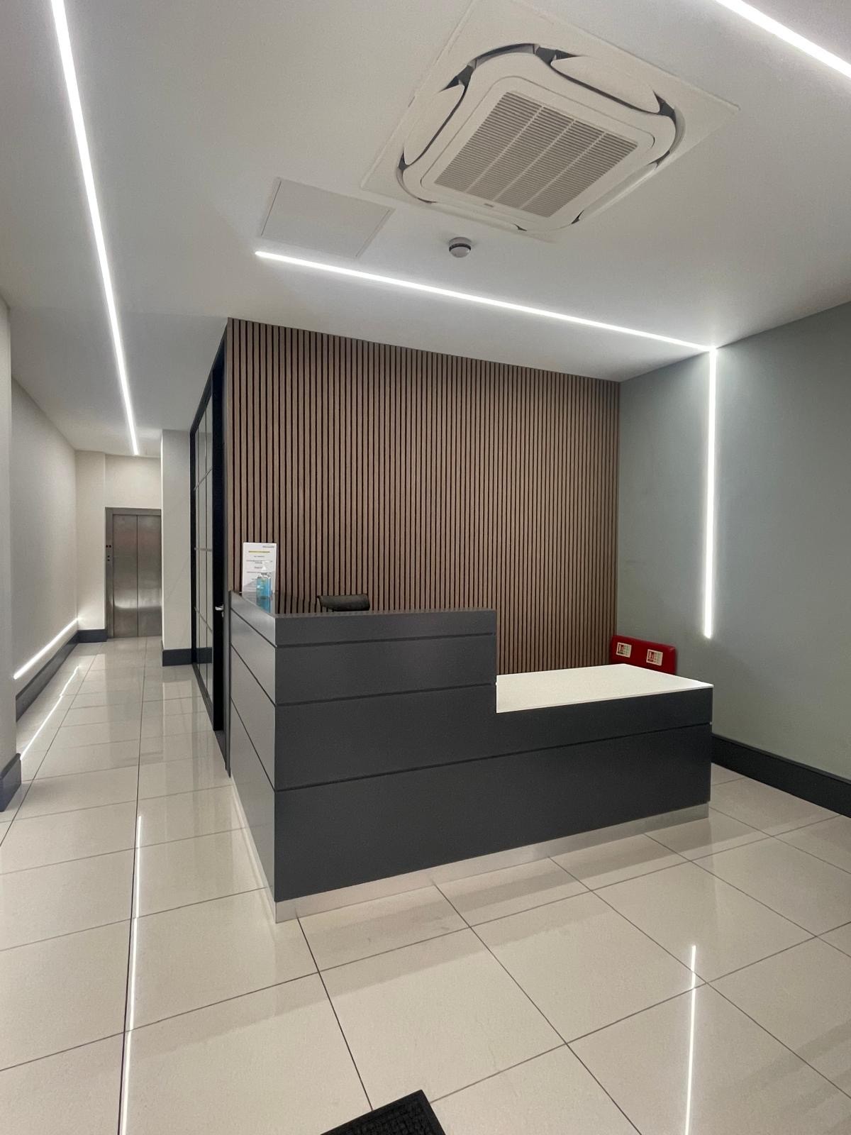 123 Minories