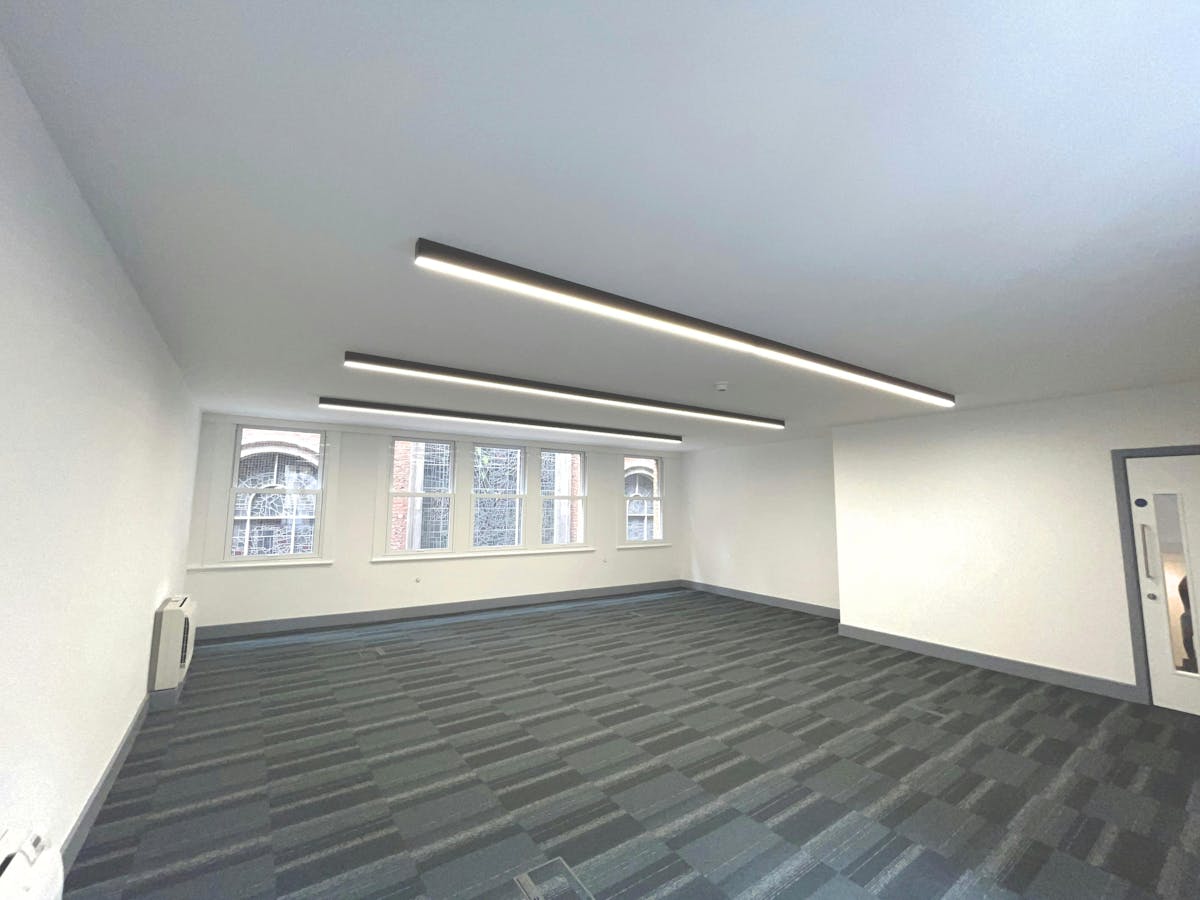 52 Bow Lane, Whole Builidng