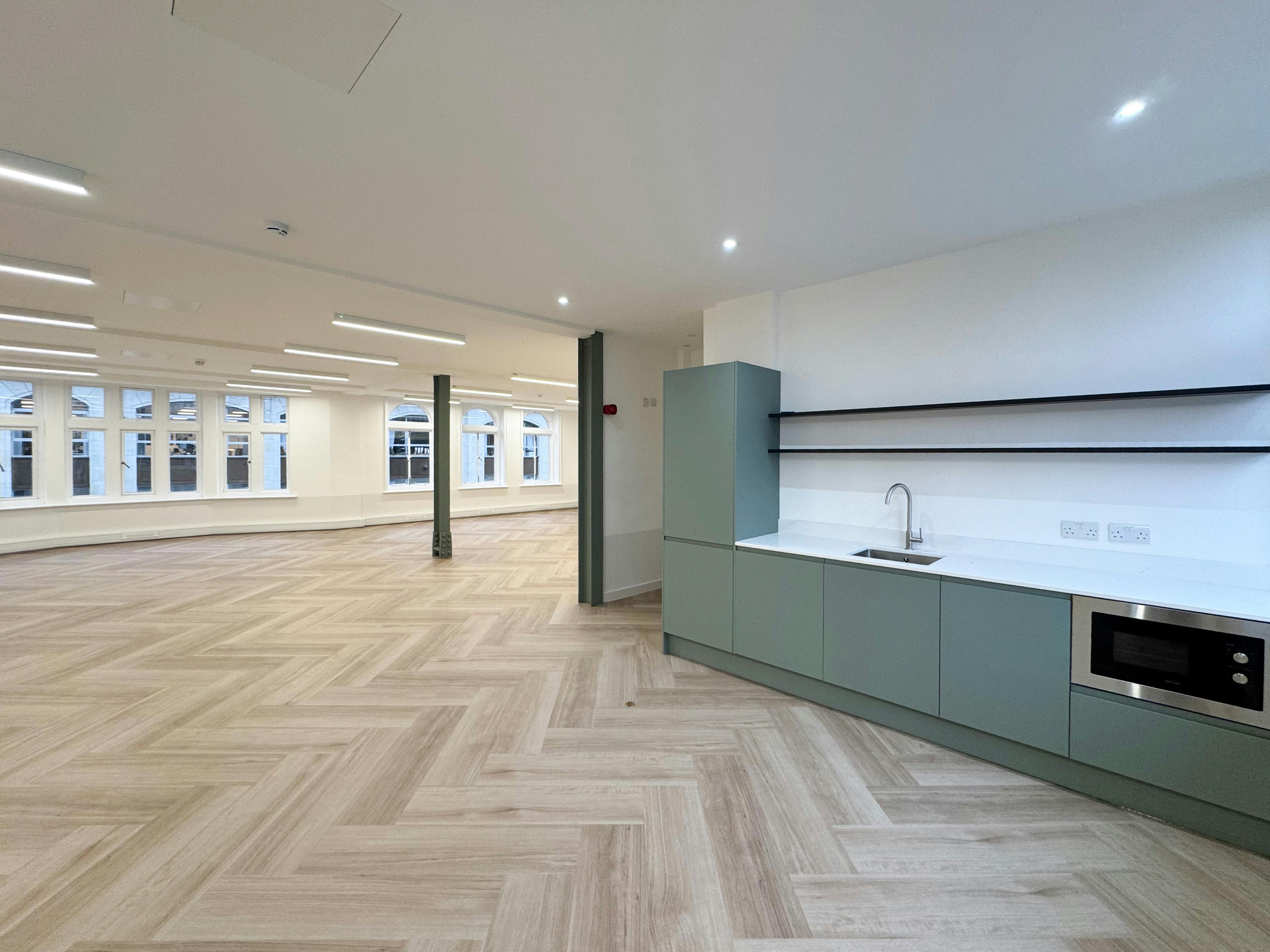 36-38 Mortimer Street, East