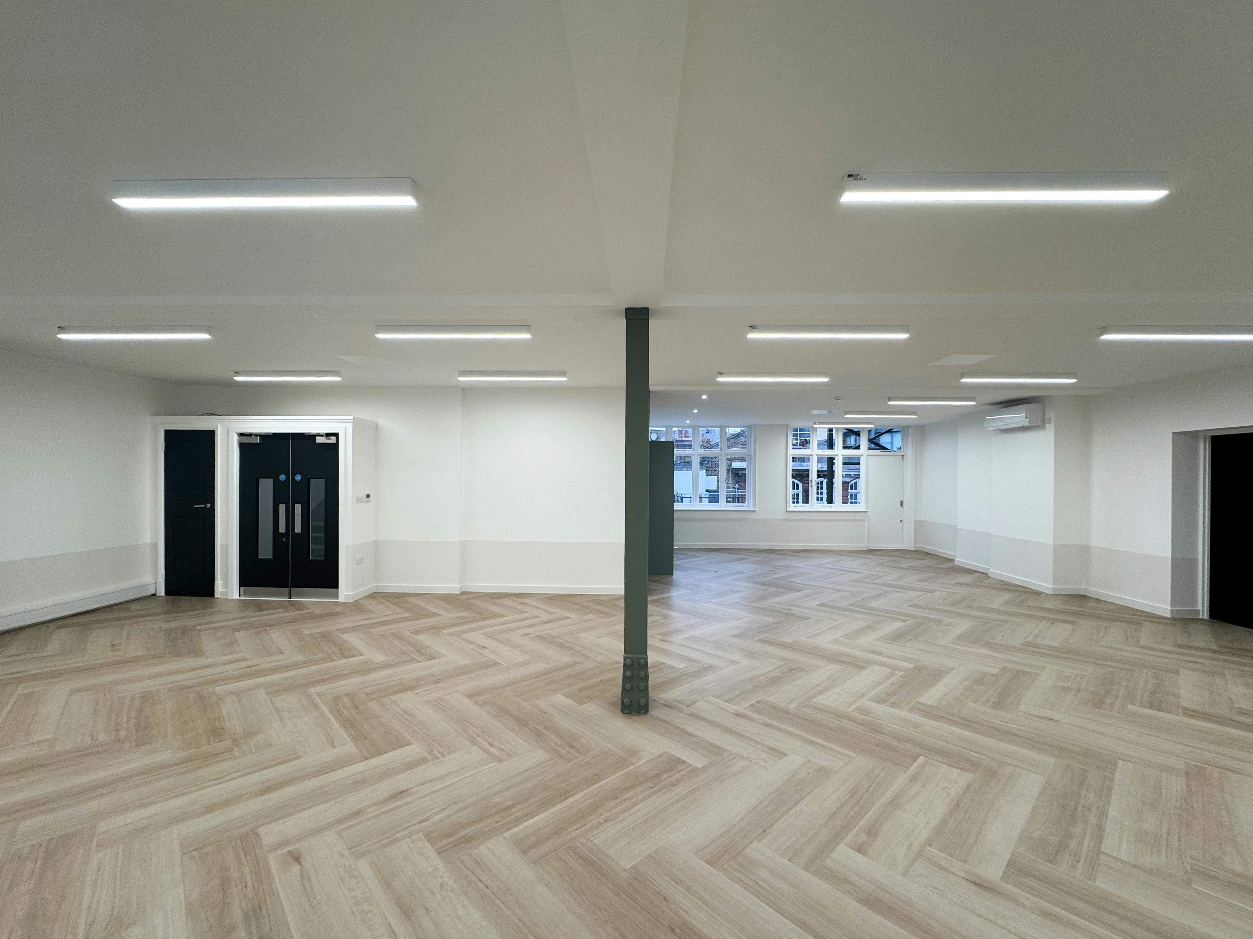 36-38 Mortimer Street, East
