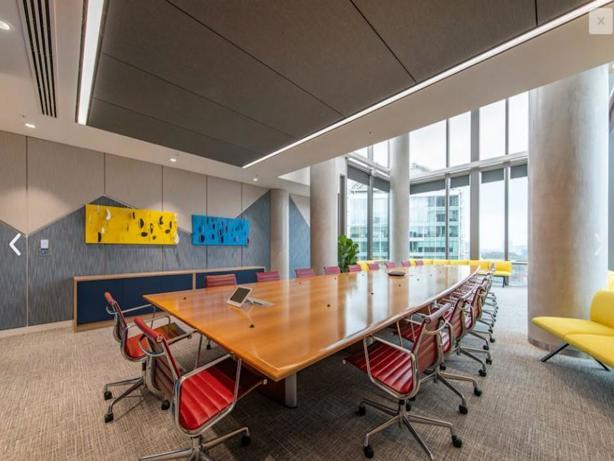 10 Exchange Square