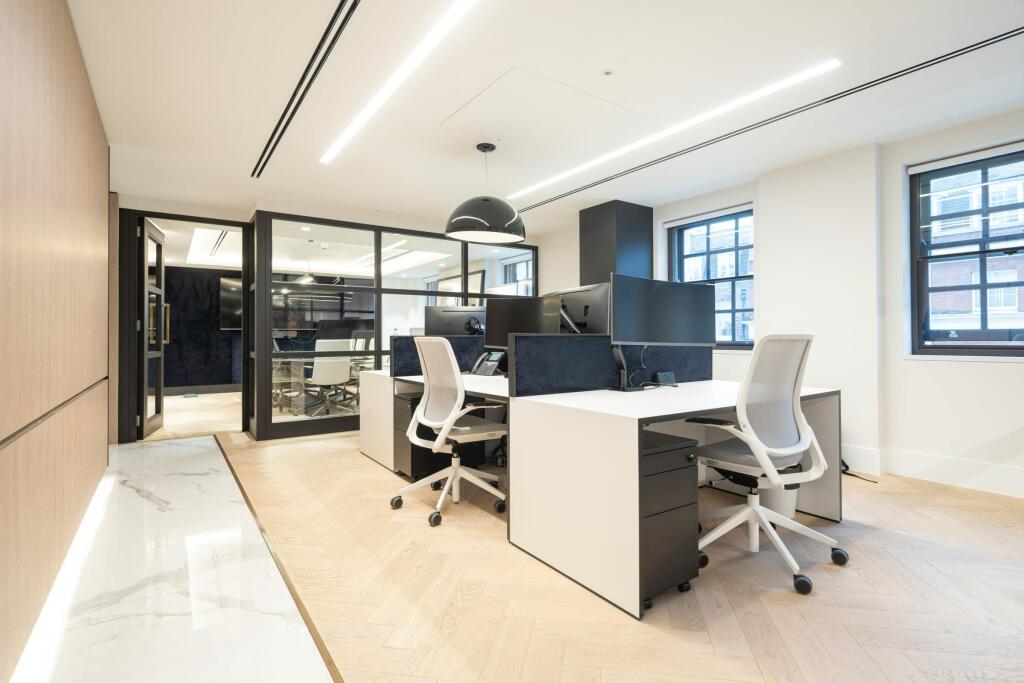 24 Grosvenor Street, London