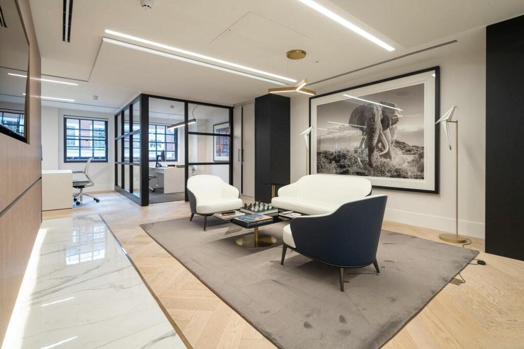 24 Grosvenor Street, London