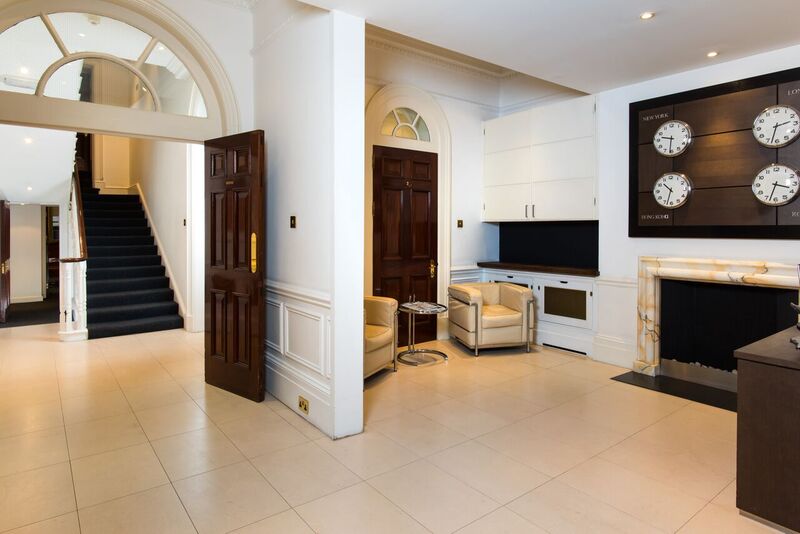 4 Hill Street