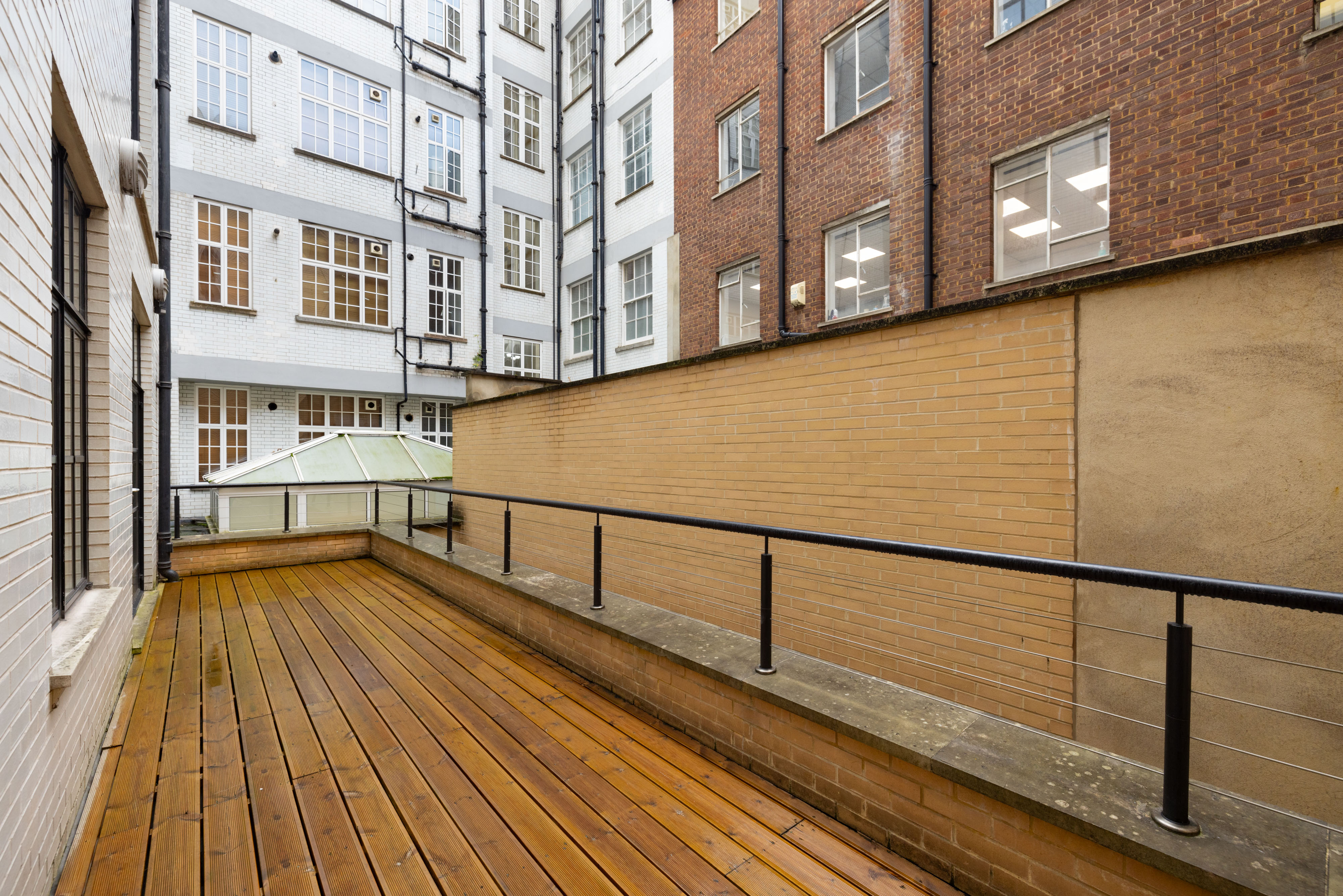 25 West Tenter Street
