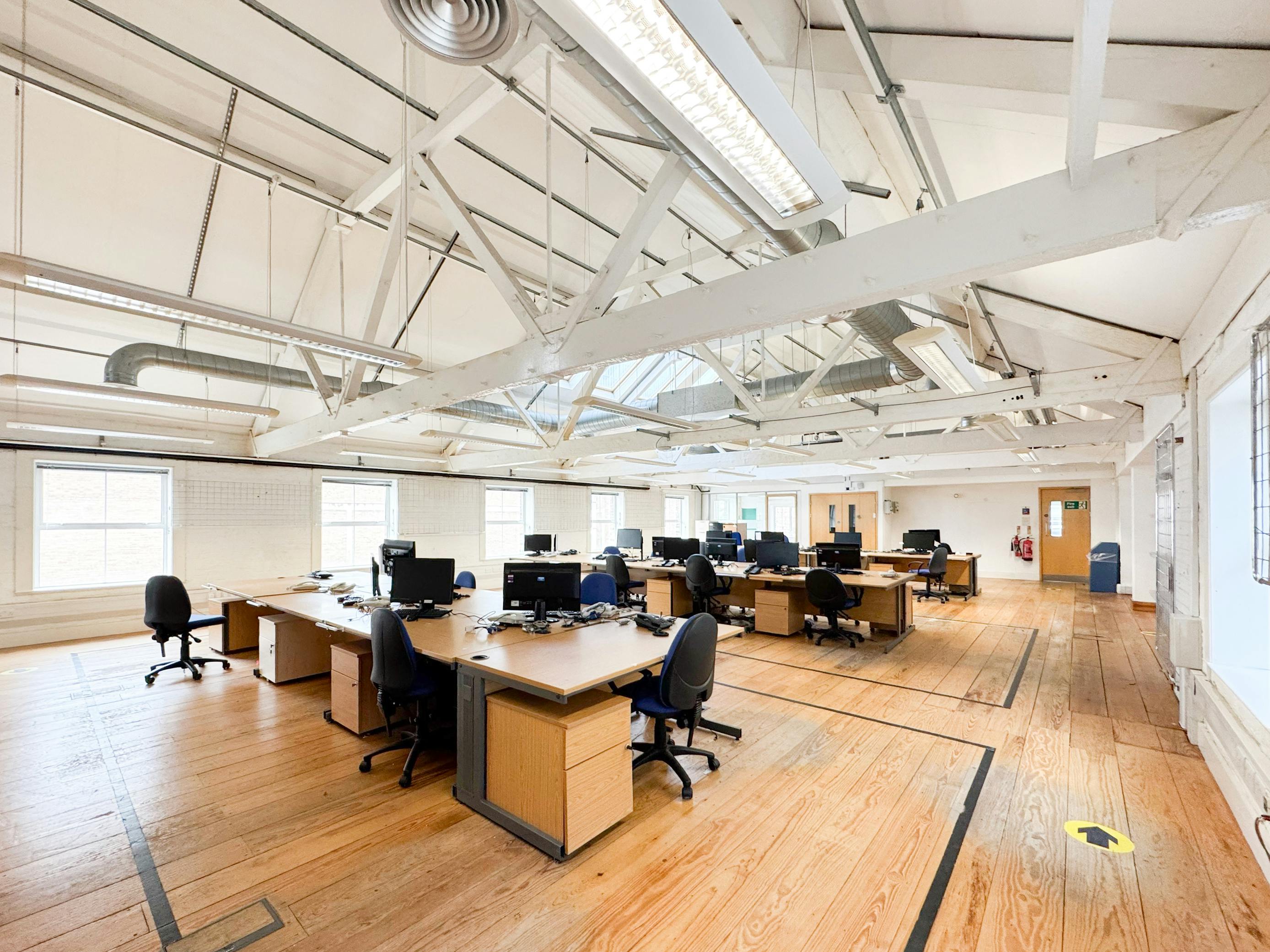 20 Conduit Place