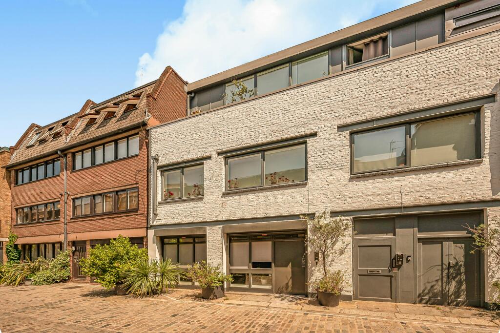 6 Brownlow Mews