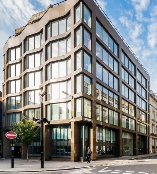 10 Lloyds Avenue